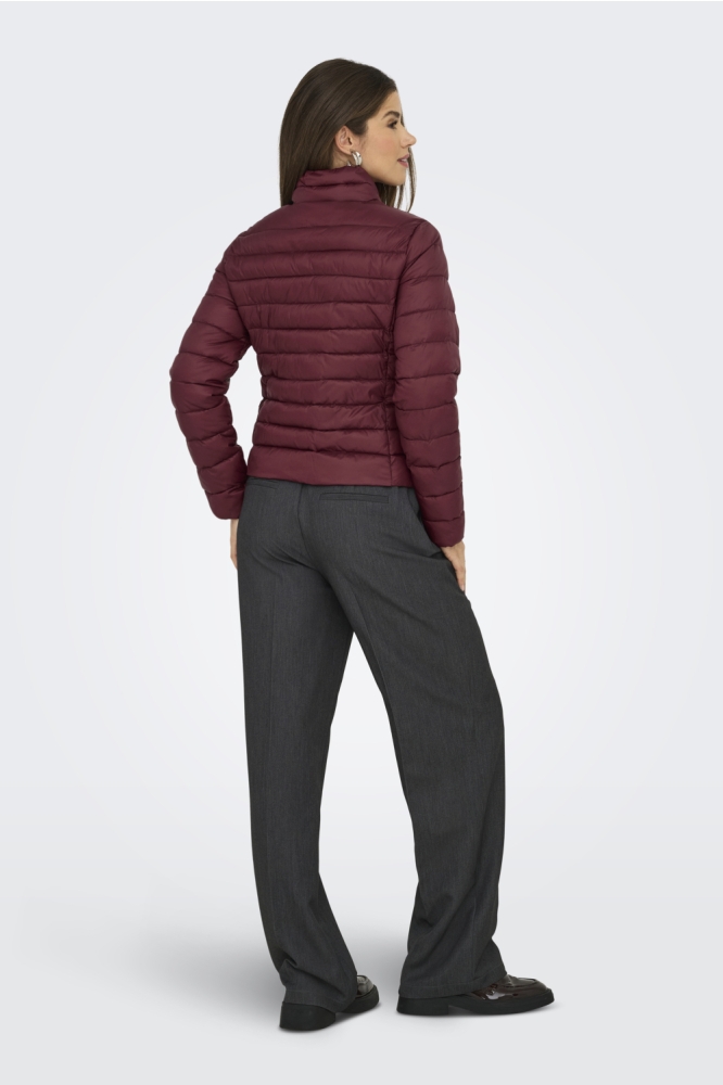 ONLTAHIA LW QUILTED JACKET OTW NOOS 15351967 CABERNET